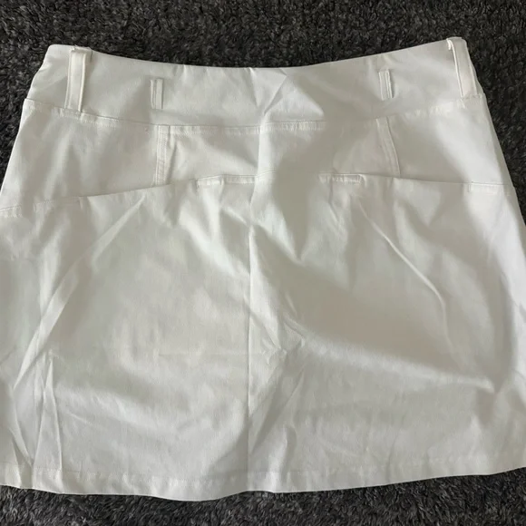 Wrap Front Mid Rise Golf Skirt sz 8 - Picture 4 of 5